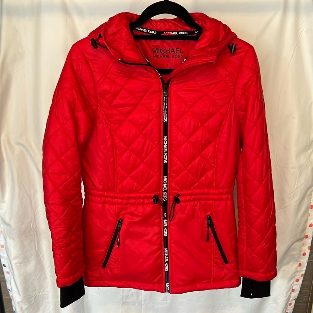 Michael Kors Red Hooded Puffer Down Winter Jacket With Diamond Quilting